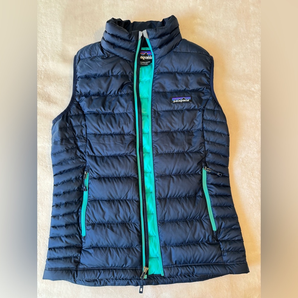 Patagonia Aqua and Dark Blue Vest, size XS